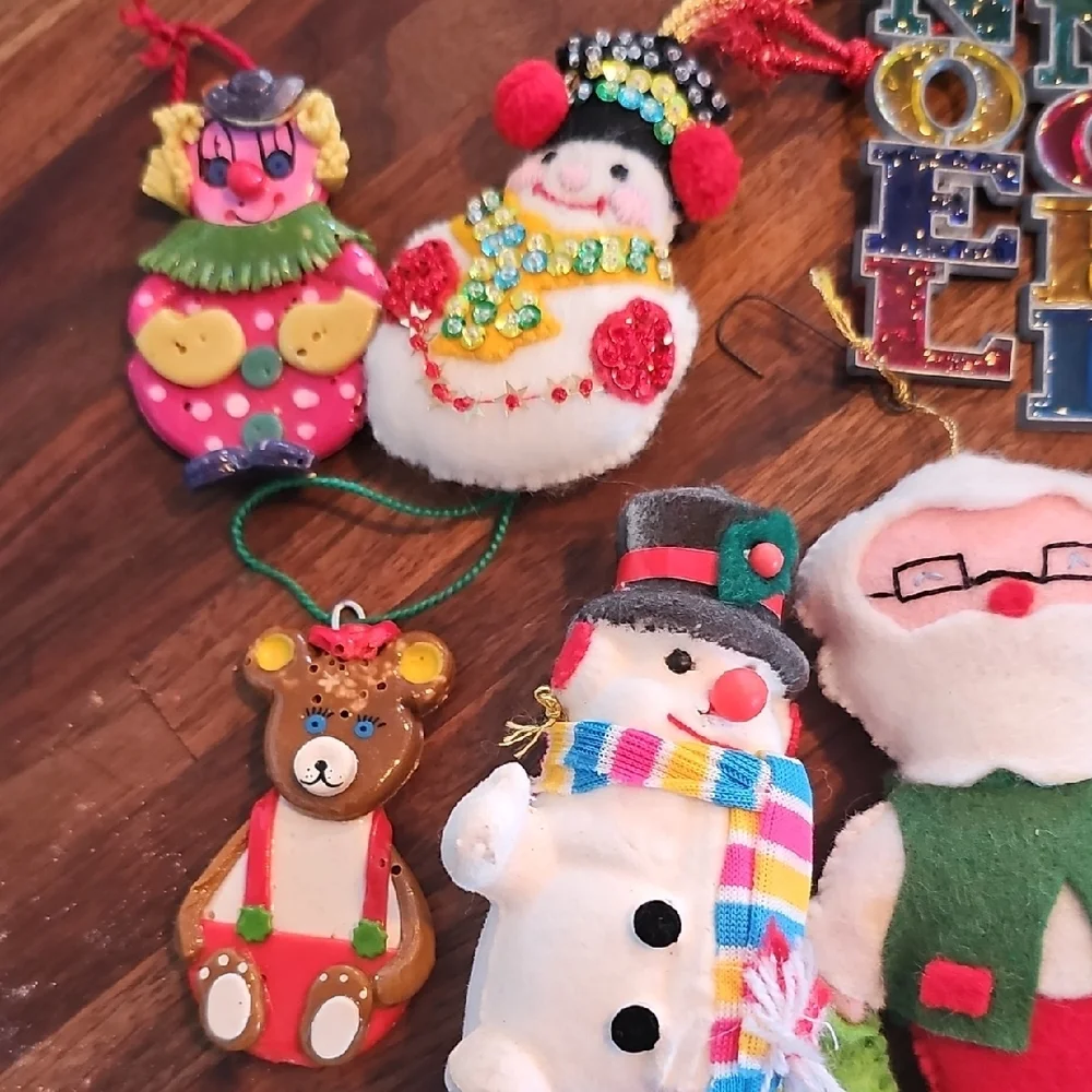 VINTAGE 14 Colorful Christmas Ornaments Glass Wood Mid Century Modern 70s 80s